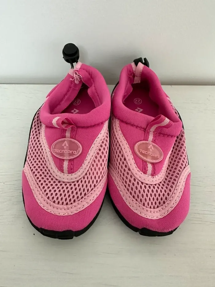 Chaussons d’eau rose T22 Tecnopro - photo numéro 2