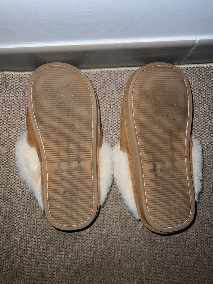 Chaussons femme - photo numéro 3