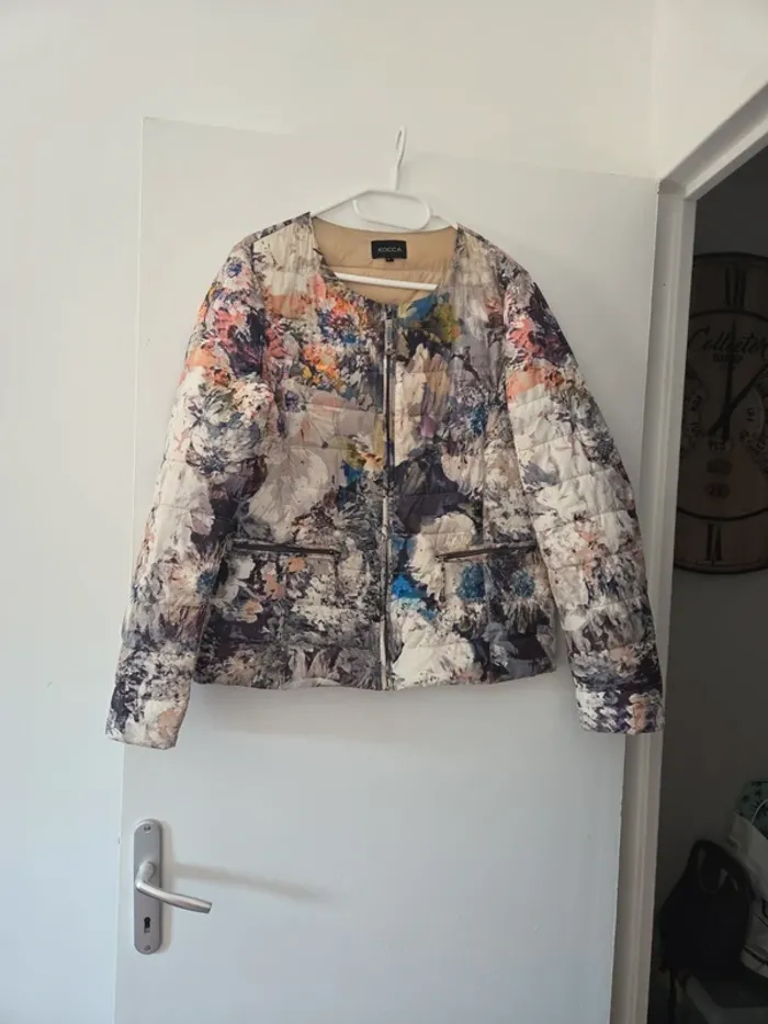 Veste doudoune effet matelassée femme fleuris TBE taille L kocca