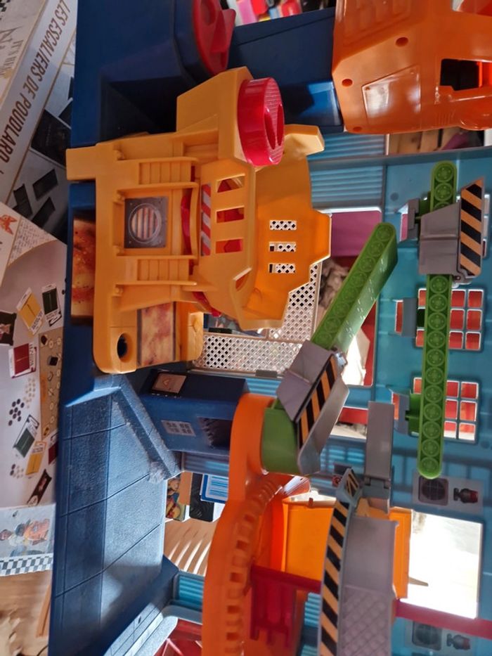 Jouets toy story 3 avec 7 figurines - photo numéro 4