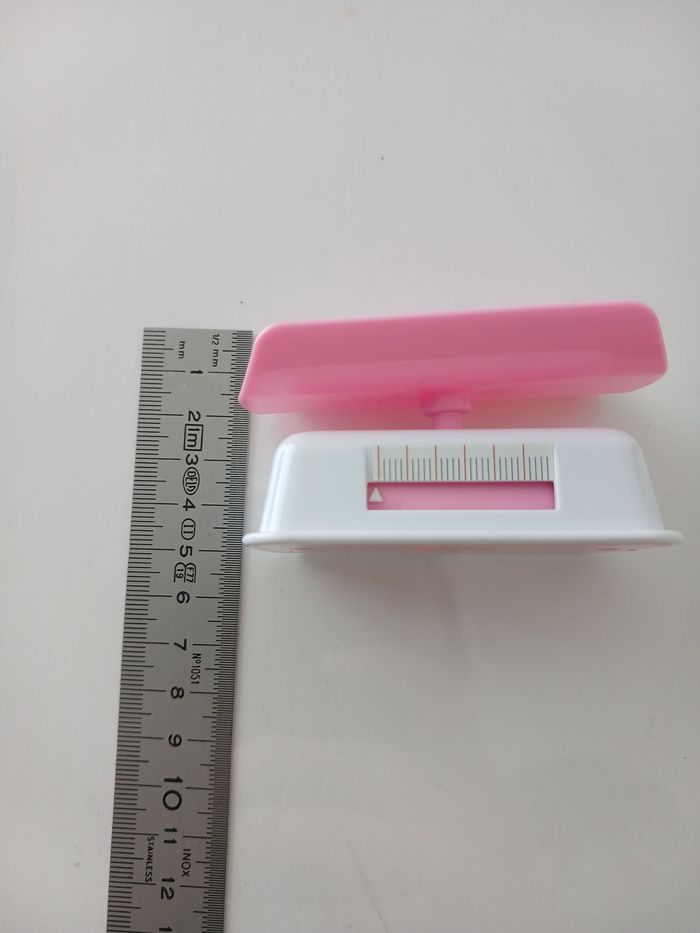 Petite Balance Jouet Miniature Rose et Blanche – Accessoire Dînette Poupée - photo numéro 6