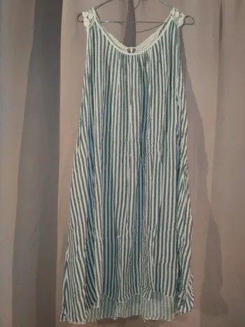 Robe bleu blanc taille 42/44
