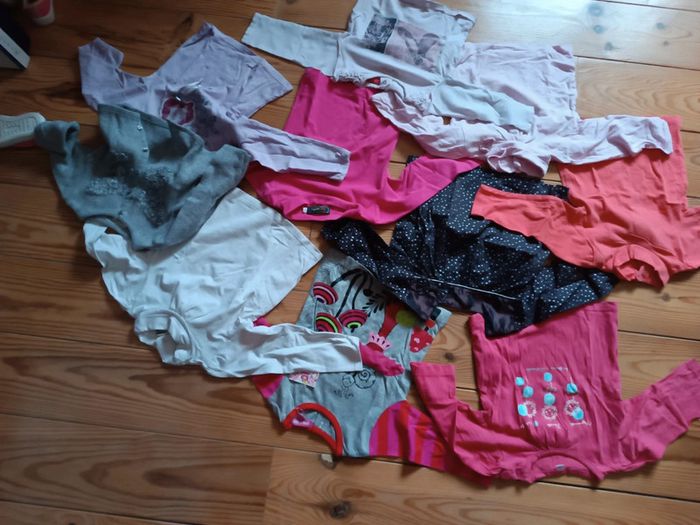 Lot mi-saison fille 12-18 mois comme neuf.29 articles. - photo numéro 3
