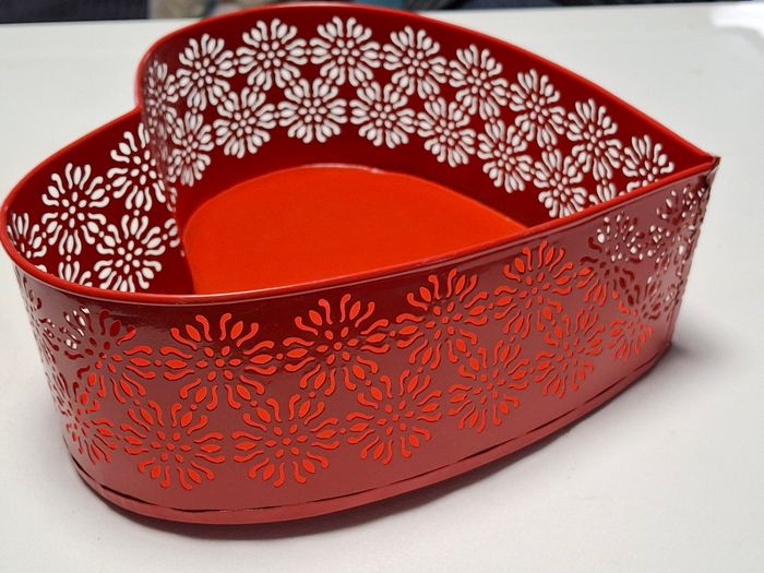 Corbeille  en métal,.forme cœur - photo numéro 4