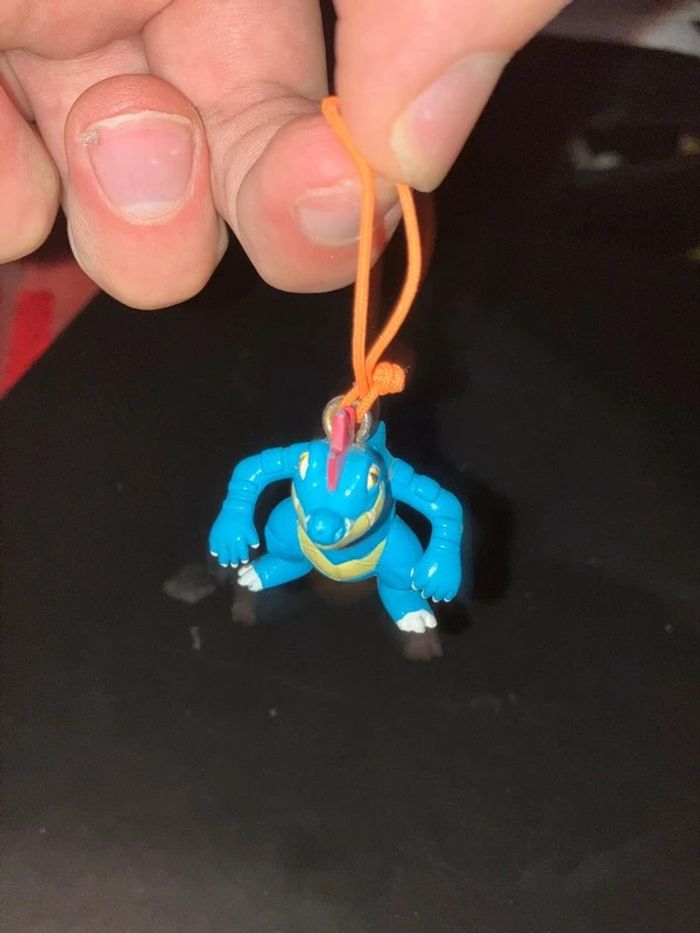 Mini Figurine/Strap Pokémon Aligatueur Feraligatr - photo numéro 5