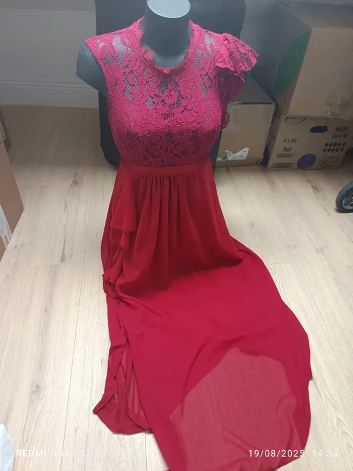 Magnifique robe longue bordeaux taille S - photo numéro 4