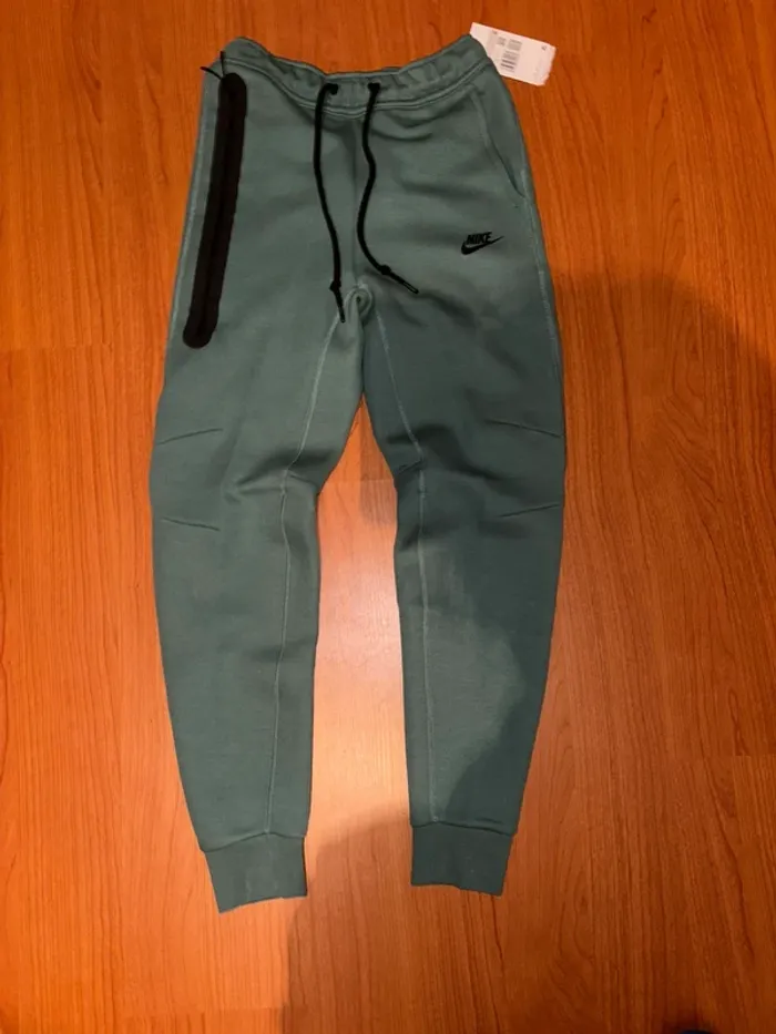 Jogging Nike Tech XS Neuf