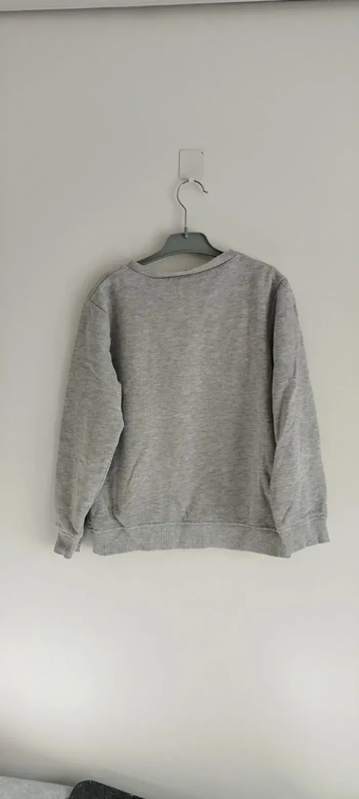 🍄 Sweat gris chiné ▪ 8 ans - photo numéro 4