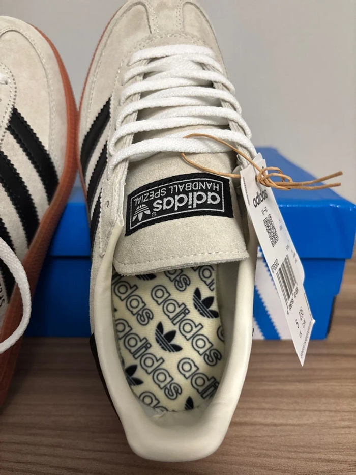 Baskets Adidas Spezial taille 40 - photo numéro 5