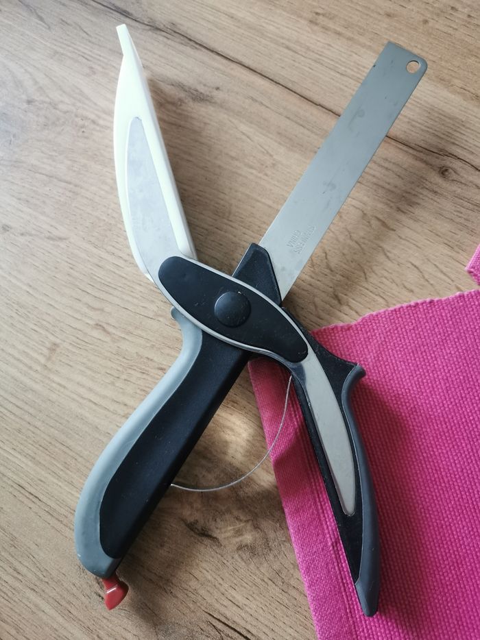 Lot de couteau et autres ustensiles - photo numéro 5