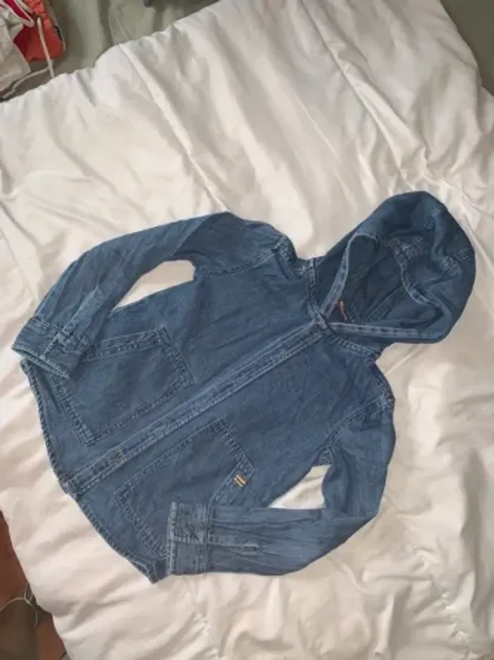 Veste/gilet en jean à capuche - photo numéro 4