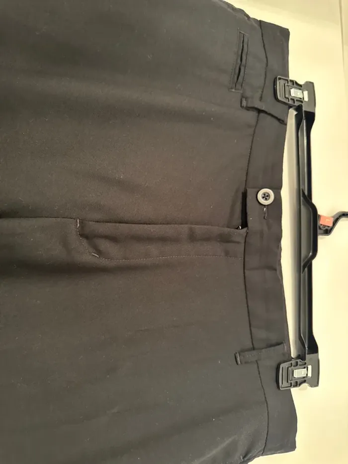 Pantalon noir - photo numéro 2