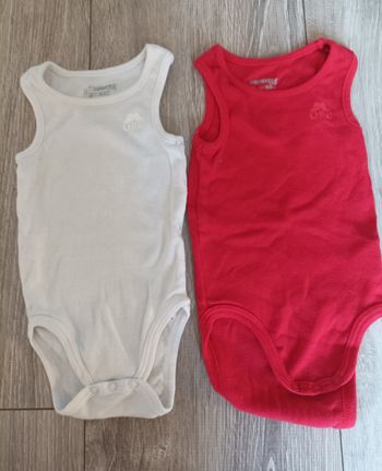 Lot 2 bodies été 3 mois