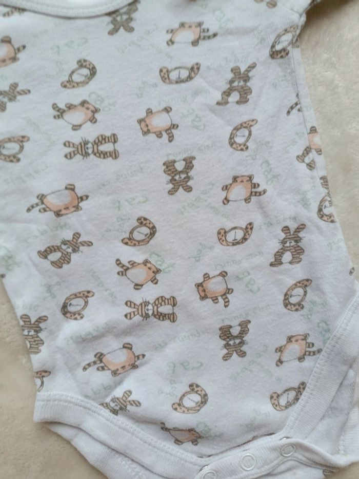 Lot bodies 3 mois Petit Bateau - photo numéro 12