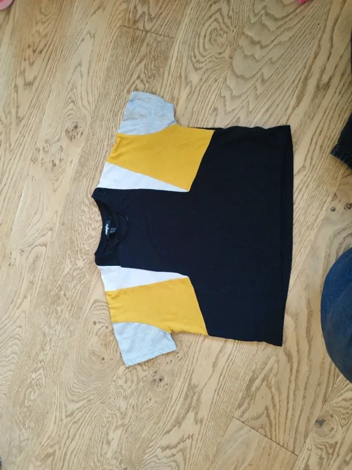 T-shirt ample et court