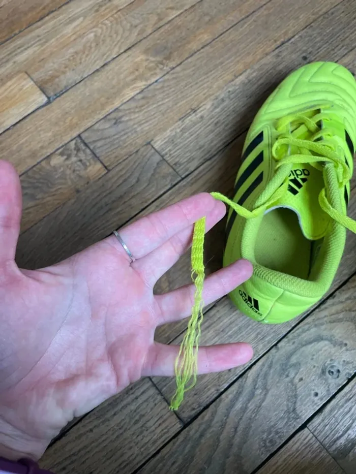 Chaussures foot moulées - photo numéro 5