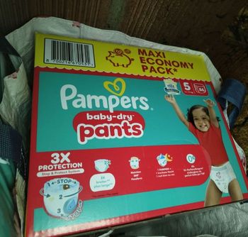 Pampers  taille 5 pants