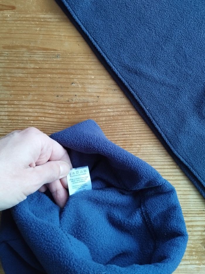 Ensemble bonnet et écharpe polaire bleu enfant (3-6 ans) - TBE - photo numéro 5