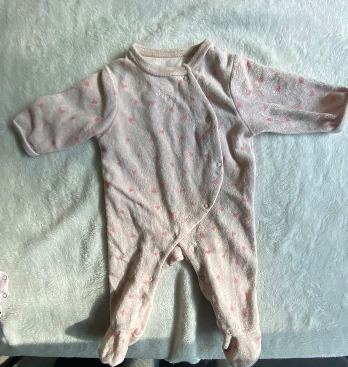 Pyjama un mois - photo numéro 4