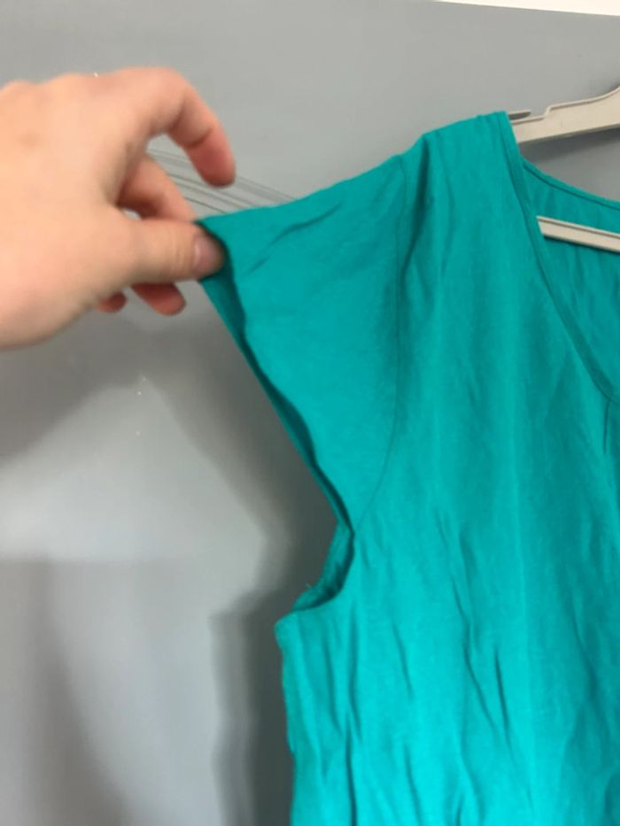 Jolie blouse bleu/vert à petits motifs et serrée • vintage • grande taille / taille unique - photo numéro 2