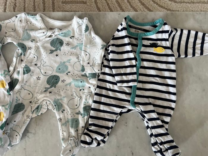 Lot 4 pyjamas