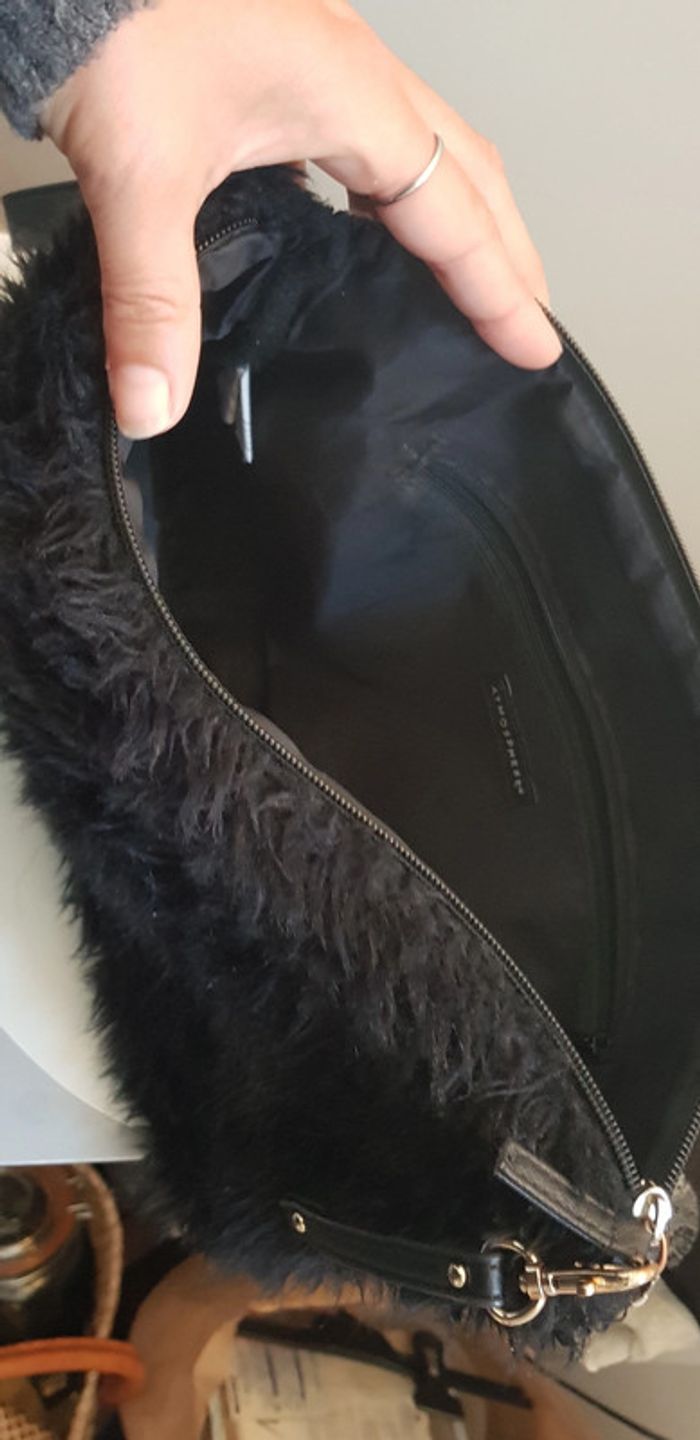 Pochette noire fausse fourrure - photo numéro 3