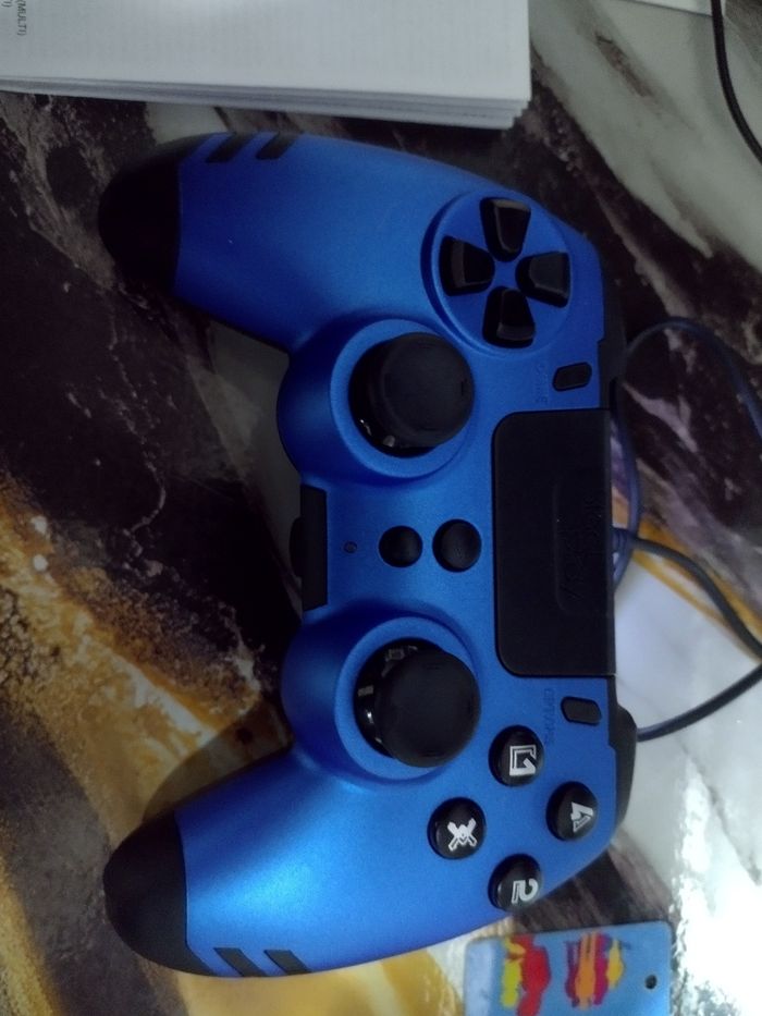 Manette compatible ps4/pc