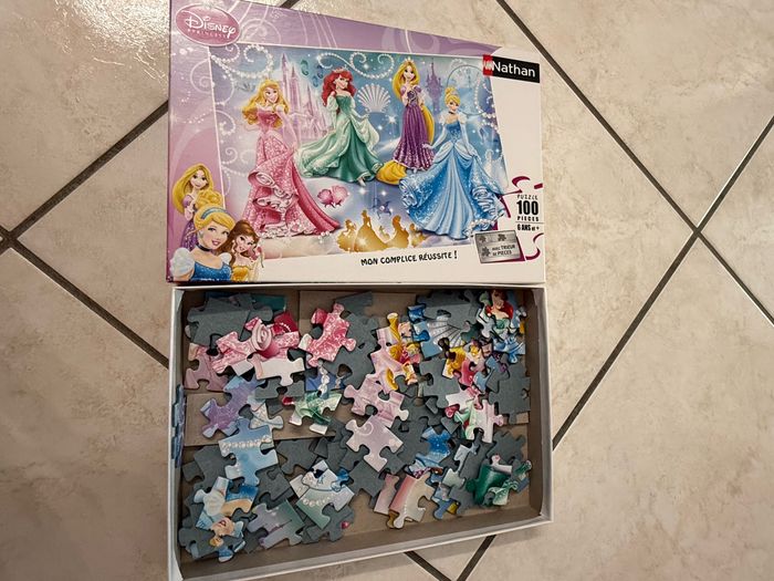 Lot 3 puzzles 100 pièces - photo numéro 3