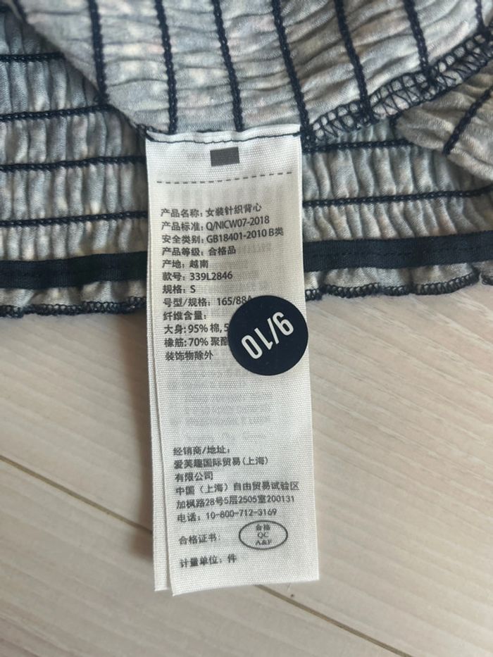 Top Hollister - photo numéro 3