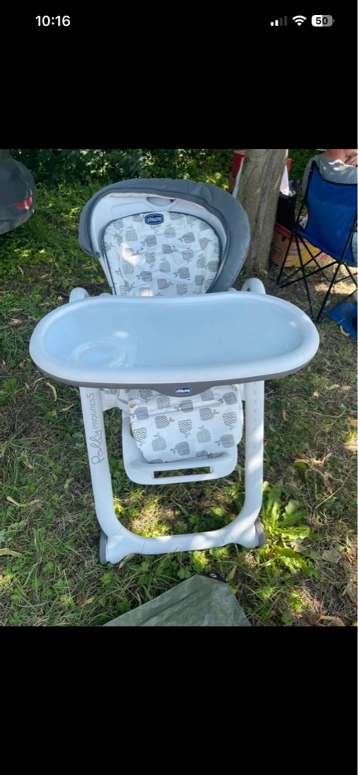 Chaise haute - photo numéro 2