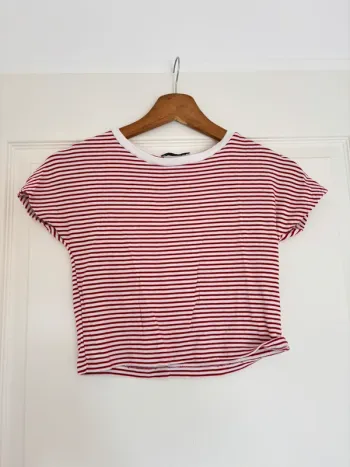Crop top à rayures rouge et blanc Zara taille S