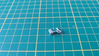 Attache capot pièce détachée miniature Bburago Burago Alfa Romeo 2300 spider 1932 1/18 1/18e 1/18ème