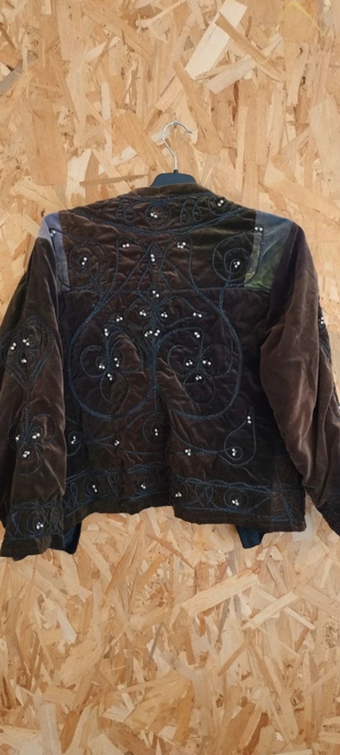 Veste vintage avec grelots - photo numéro 3