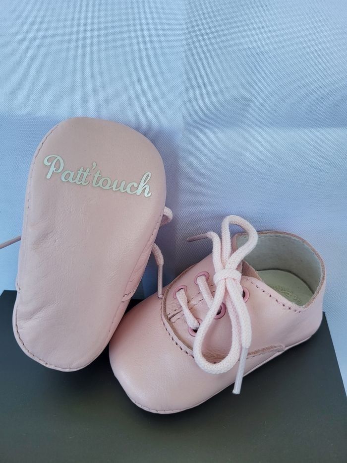 Chaussures richelieu bébé en cuir rose Point 16 Made in 🇨🇵