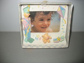 PETIT CADRE PHOTO ENFANT - NEUF - n°07