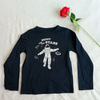 T-shirt manche longue garçon ⭐ très bon état ⭐ Taille 8 ans ⭐ kiabi