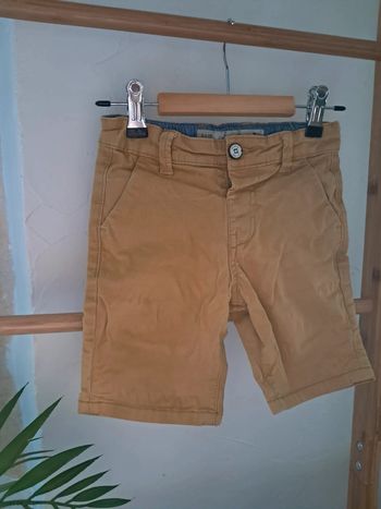 Short chino camel 4 ans 104cm tbe