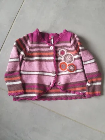 Gilet coloré avec rayures en 2 ans