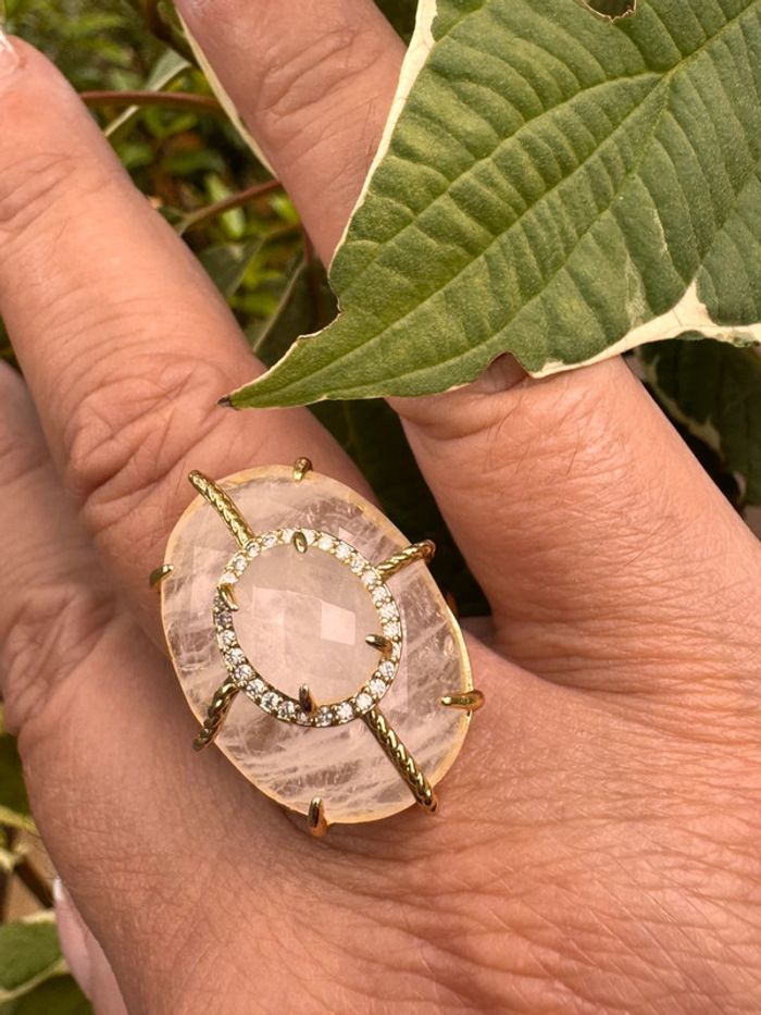 Grosse bague habaha Paris quartz blanc zircons acier inoxydable or réglable