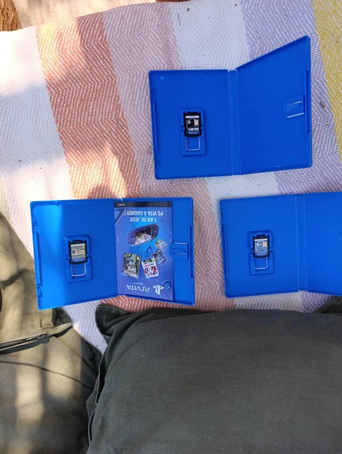 Lot de jeux ps vita - photo numéro 2