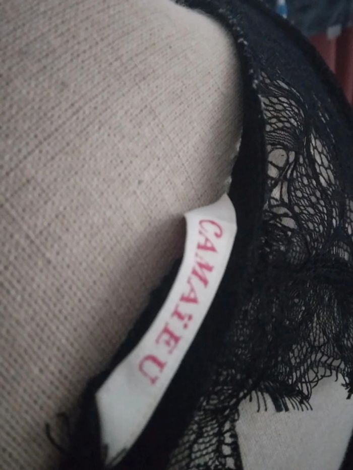 🍁A 4€ uniquement ce week-end 🍁 🌸Robe noir avec dentelle dans le dos🌸 - photo numéro 7