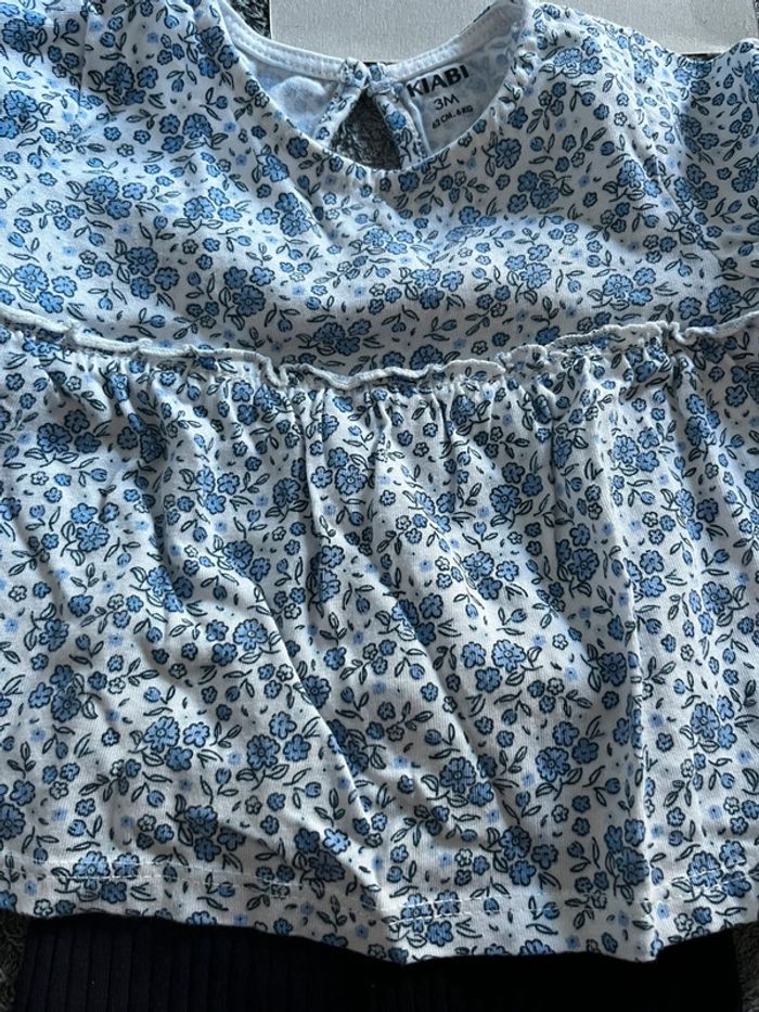 Ensemble fille 3 mois - photo numéro 2