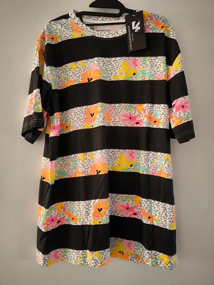 T shirt XL 42 straight faded neuf