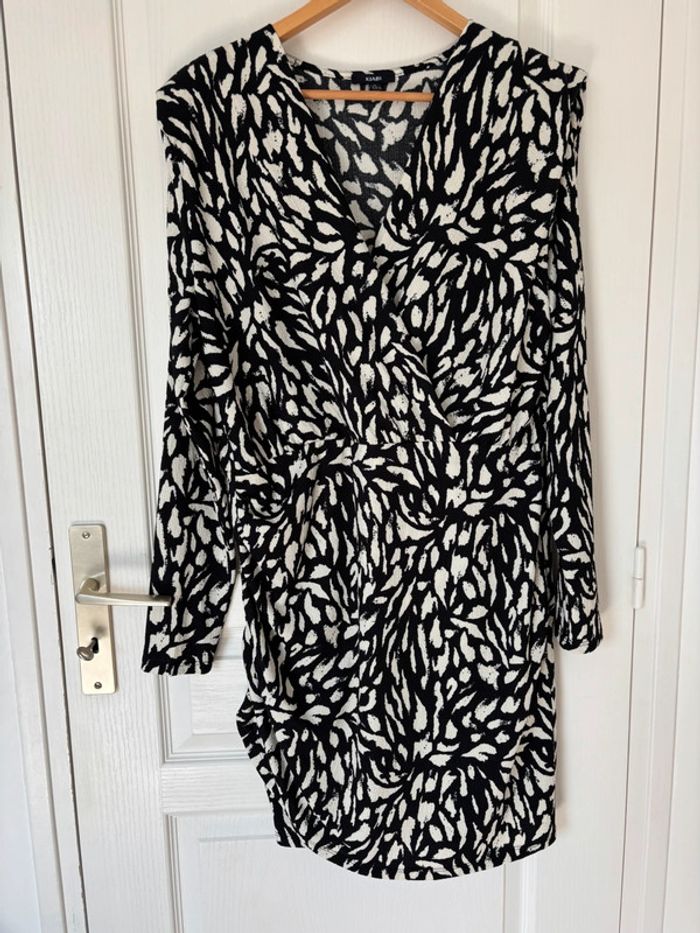 Robe à motif noir et crème