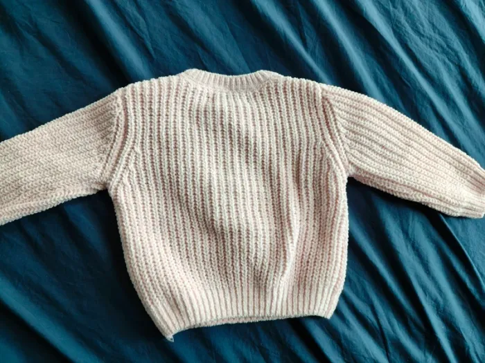 Pull chaud fille Primark rose coeurs 68 cm - photo numéro 4