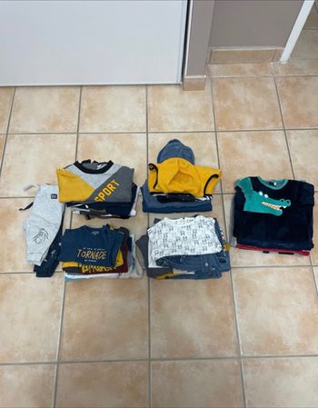 Lot vêtements 6 mois