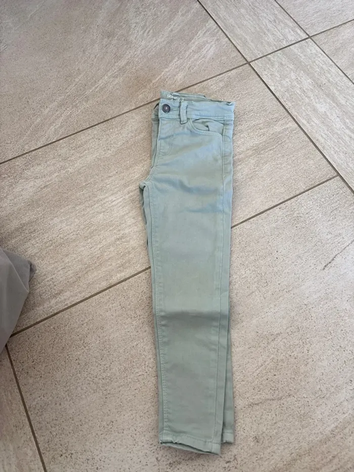 Lot pantalon 4 ans - photo numéro 2