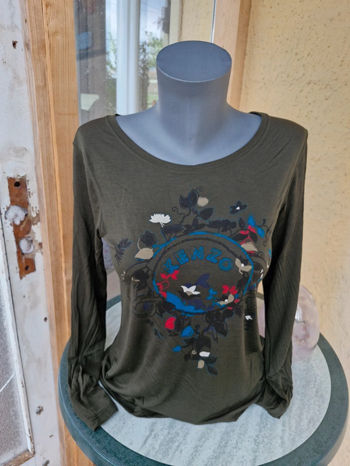 Tee shirt femme. Kenzo