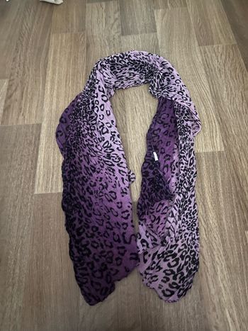 foulard léopard