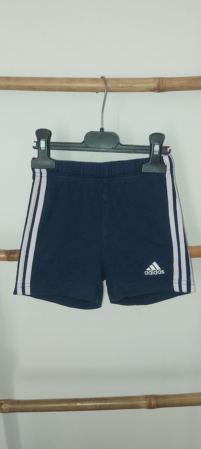 Ensemble printemps été Adidas Excellent état 6/9 mois - photo numéro 6